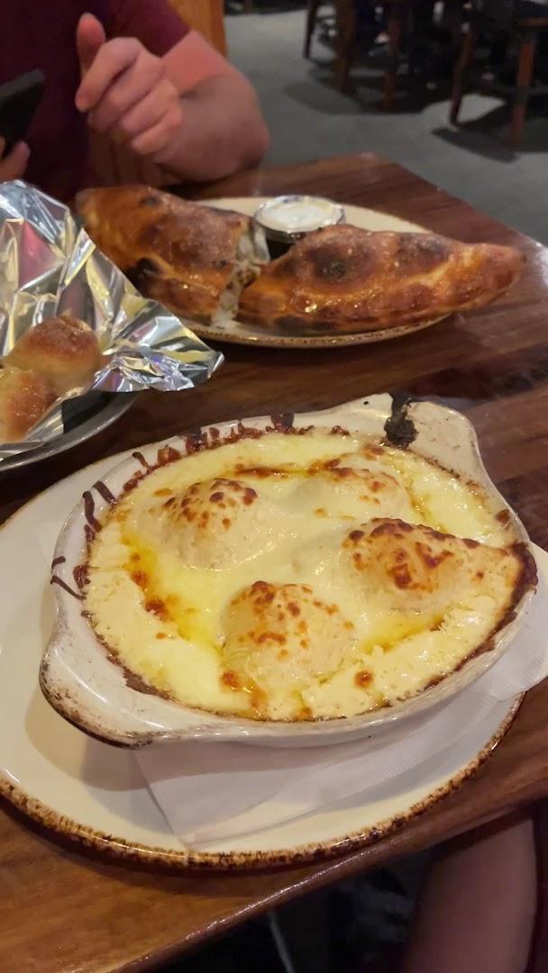 Sicily's Pizza, Pasta & Subs
